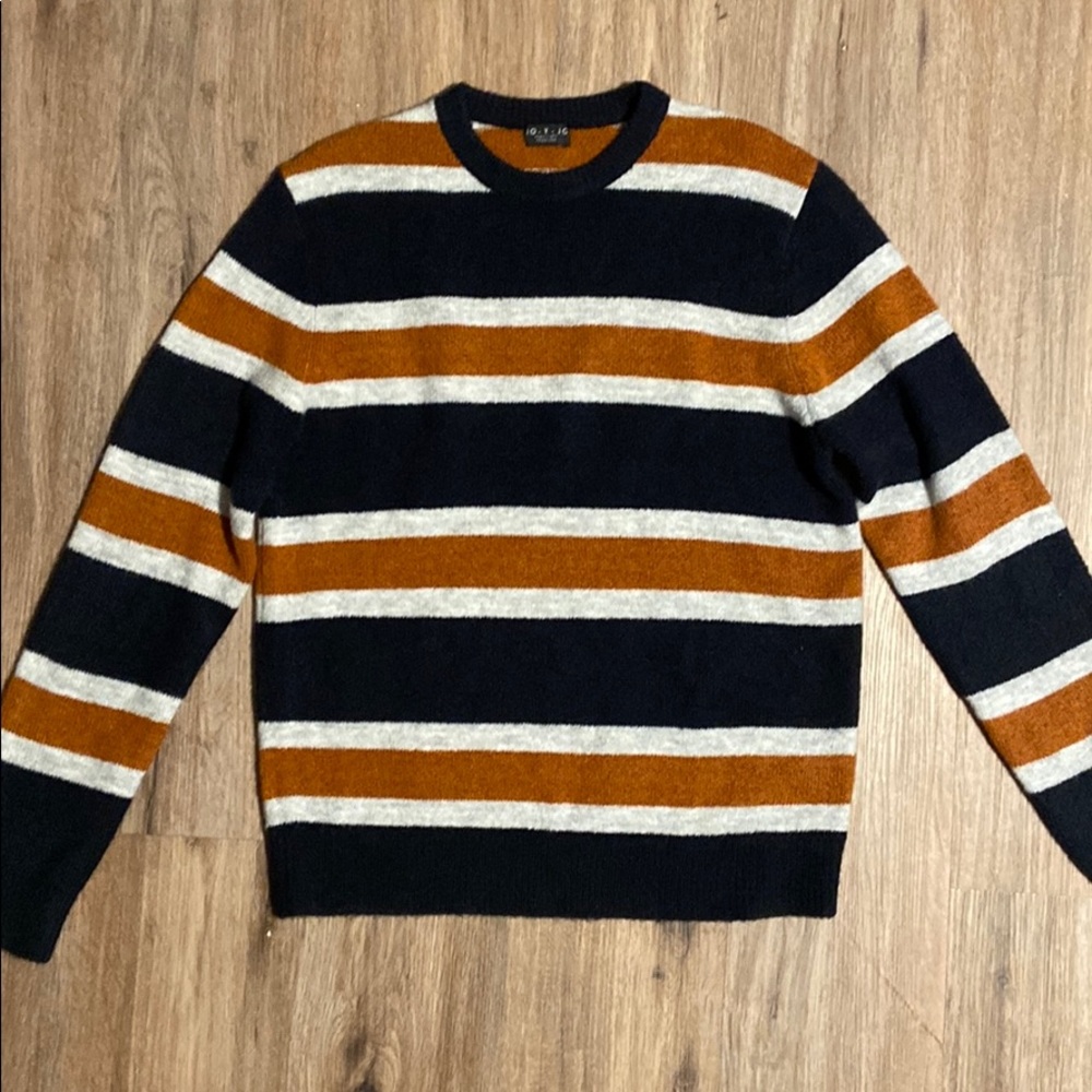 Mens sweater